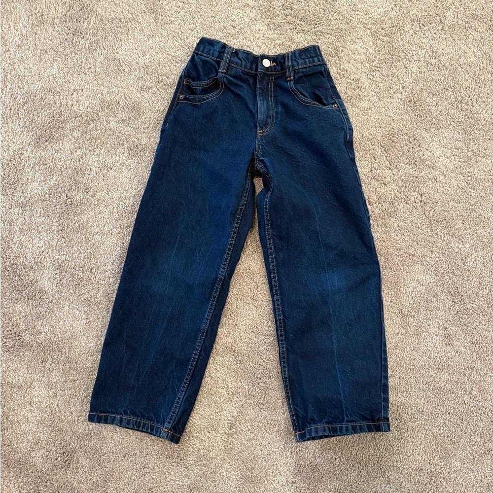 Zara girls barrel Jeans  size 7/8. Tag says 9 Zara runs small.